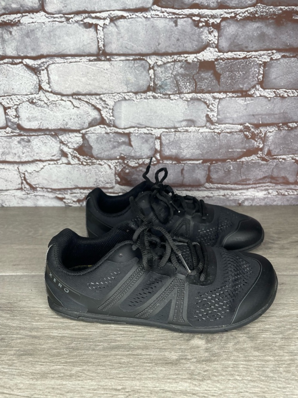 Xero HFS Zero Drop Black Lightweight Barefoot Running shoes Women’s 7M US/37.5EU